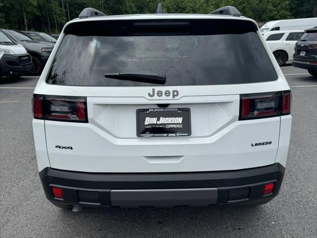 2026 Jeep Cherokee Laredo 4x4