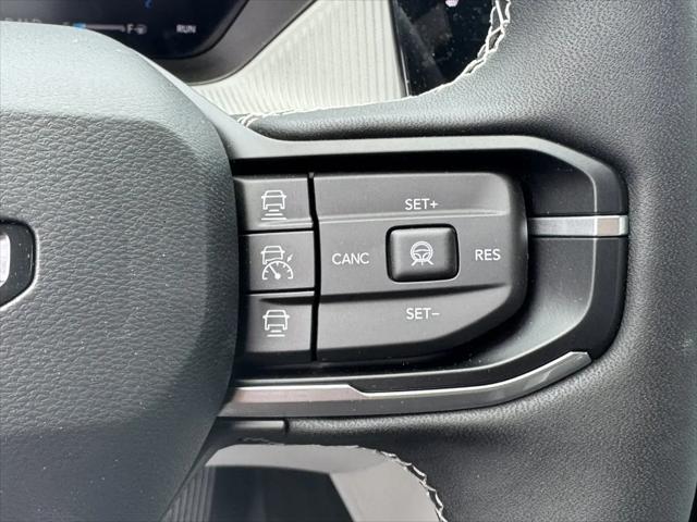 2026 Jeep Cherokee Laredo 4x4