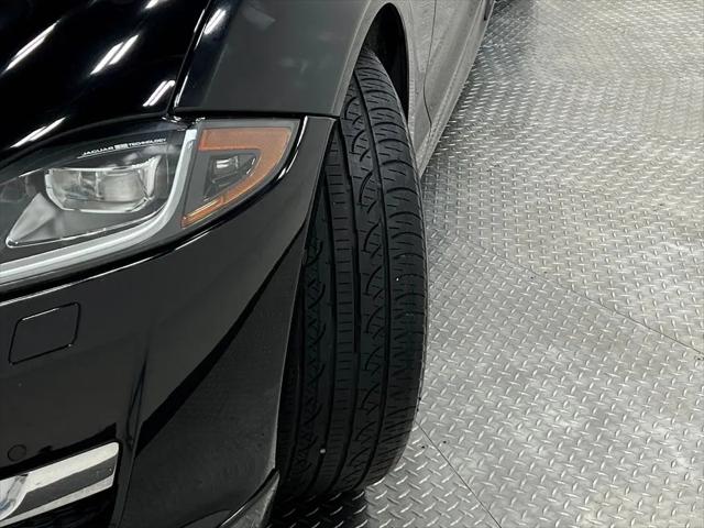 2016 Jaguar XJ R-Sport