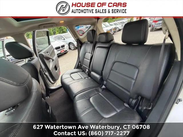 2011 Nissan Murano LE