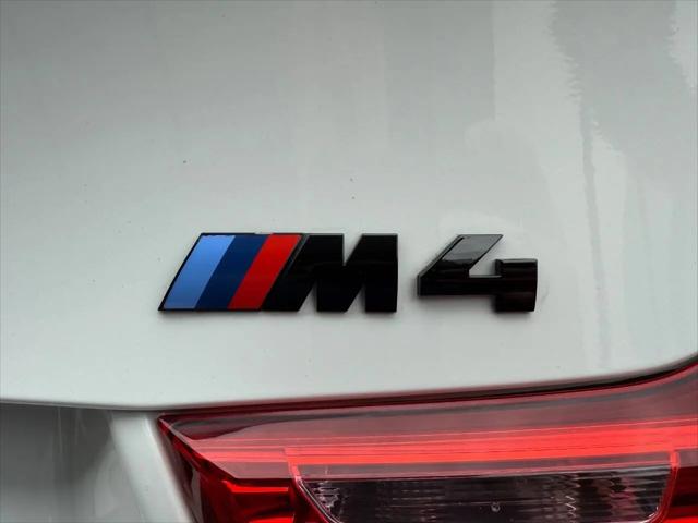 2015 BMW M4 Standard