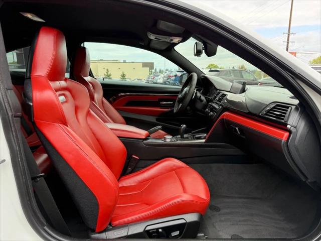 2015 BMW M4 Standard