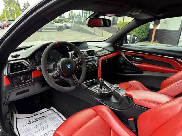 2015 BMW M4 Standard