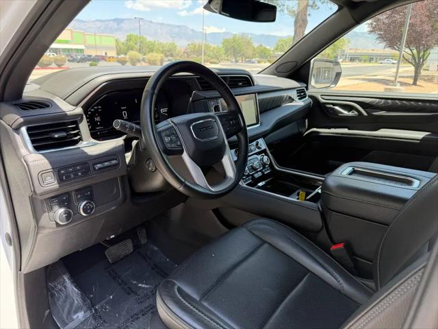 2023 GMC Yukon 4WD Denali
