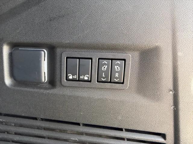 2023 GMC Yukon 4WD Denali