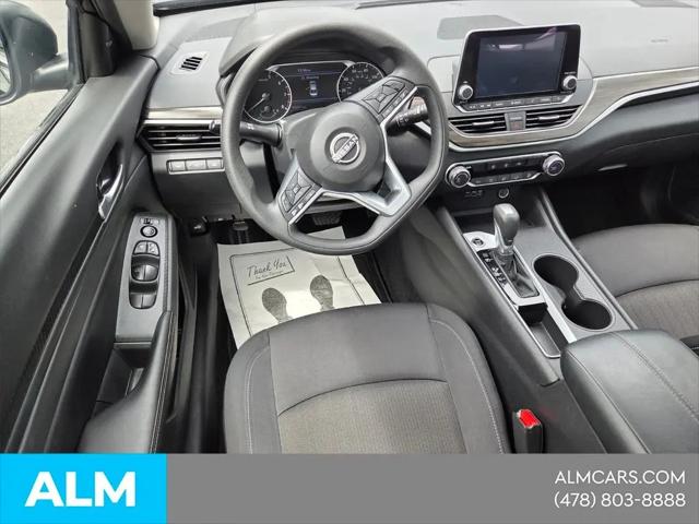 2025 Nissan Altima SV FWD