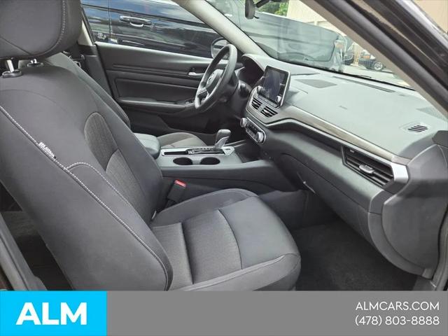 2025 Nissan Altima SV FWD