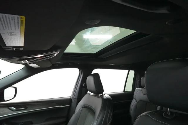 2026 Jeep Grand Cherokee L Altitude 4x4