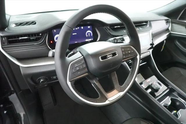 2026 Jeep Grand Cherokee L Altitude 4x4