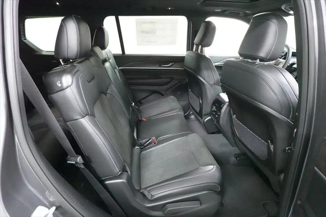 2026 Jeep Grand Cherokee L Altitude 4x4