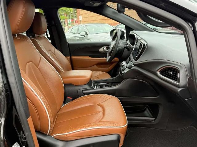 2024 Chrysler Pacifica Pinnacle AWD