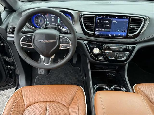 2024 Chrysler Pacifica Pinnacle AWD