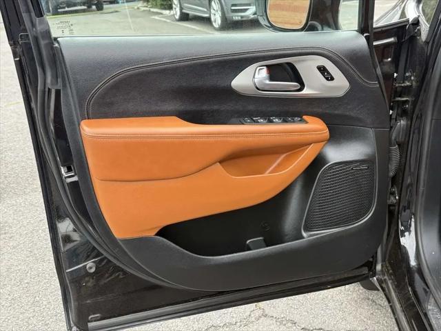 2024 Chrysler Pacifica Pinnacle AWD