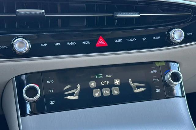2026 Genesis GV70 2.5T Select