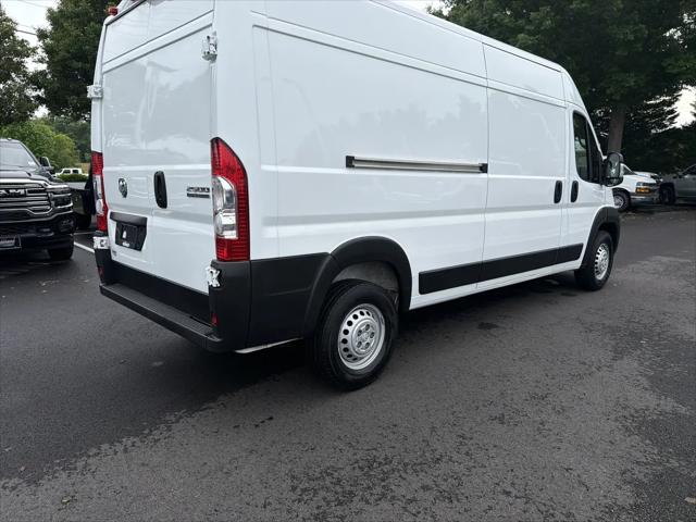 2025 Ram ProMaster 2500 Cargo Van Tradesman High Roof 159" WB w/Pass Seat