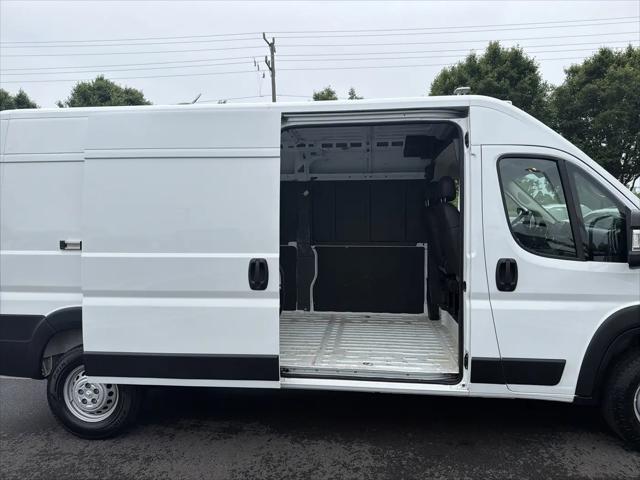 2025 Ram ProMaster 2500 Cargo Van Tradesman High Roof 159" WB w/Pass Seat
