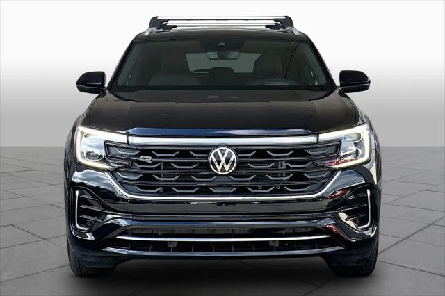 2024 Volkswagen Atlas Cross Sport 2.0T SEL R-Line