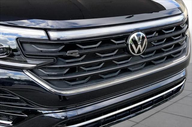 2024 Volkswagen Atlas Cross Sport 2.0T SEL R-Line