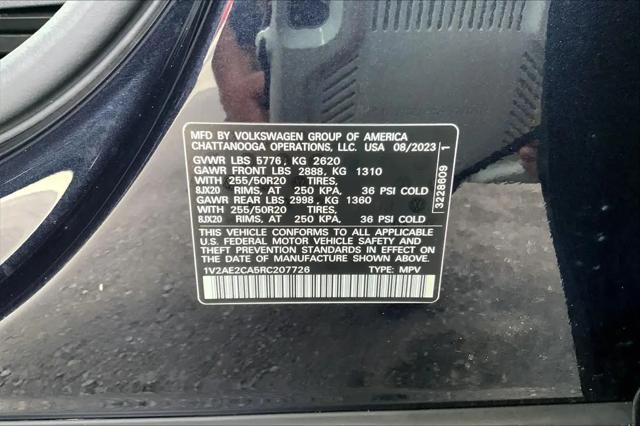 2024 Volkswagen Atlas Cross Sport 2.0T SEL R-Line