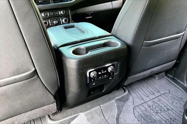2024 GMC Yukon 4WD AT4
