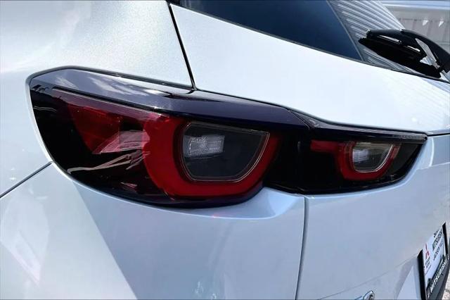 2025 Mazda CX-50 Hybrid Premium Plus Package