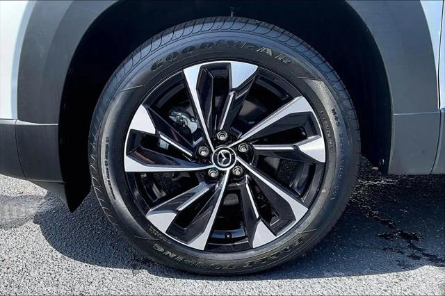 2025 Mazda CX-50 Hybrid Premium Plus Package