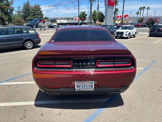 2019 Dodge Challenger SXT