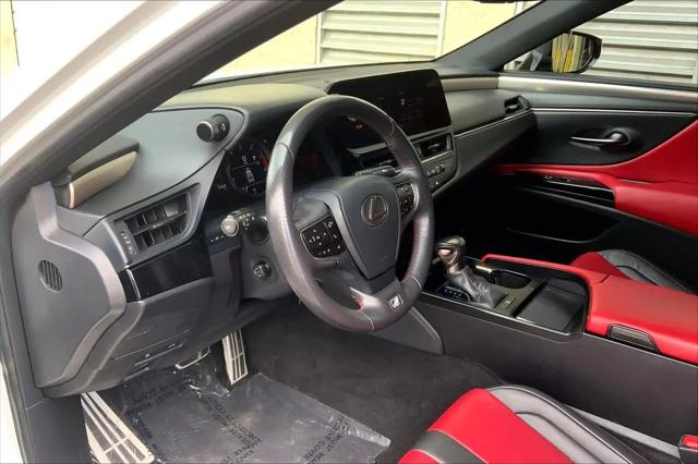 2023 Lexus ES 350 F SPORT Handling