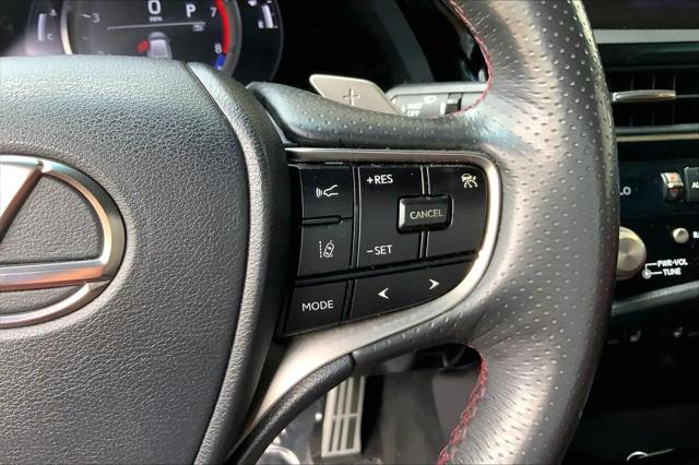2023 Lexus ES 350 F SPORT Handling