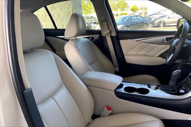 2023 INFINITI Q50 LUXE