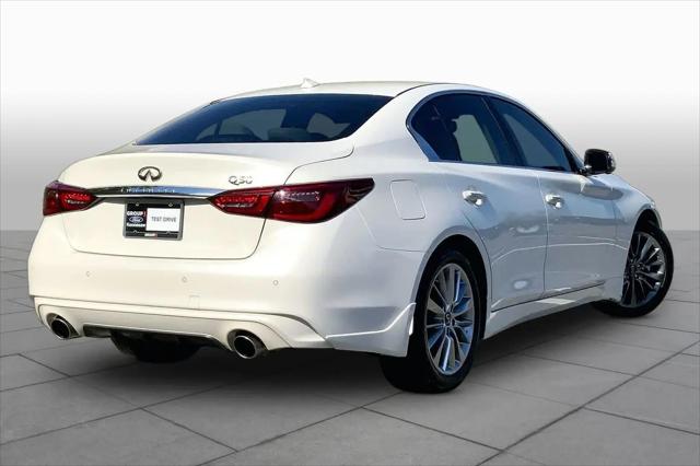 2023 INFINITI Q50 LUXE