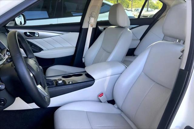 2023 INFINITI Q50 LUXE
