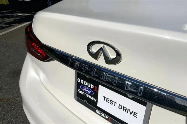 2023 INFINITI Q50 LUXE