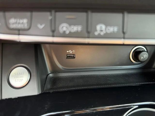 2024 Audi A4 Premium Plus 45 TFSI S line quattro S tronic