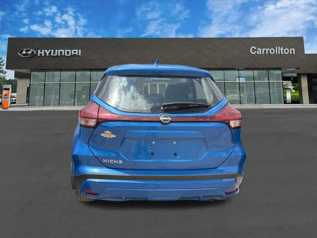 2025 Nissan Kicks S
