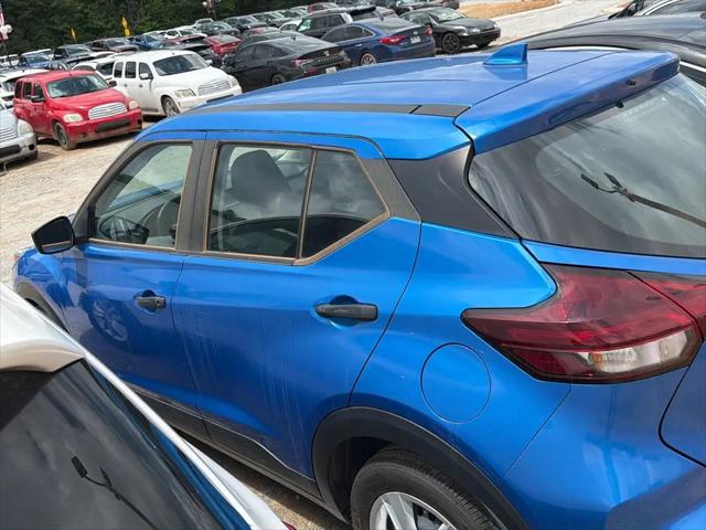 2025 Nissan Kicks S
