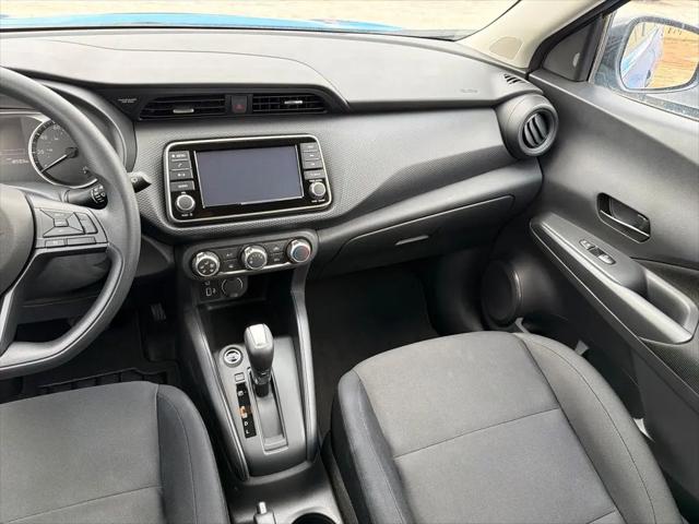 2025 Nissan Kicks S