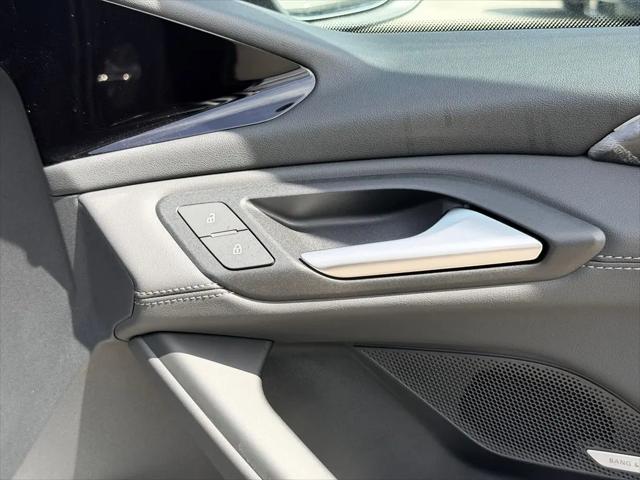 2027 Audi e-tron Sportback Premium quattro