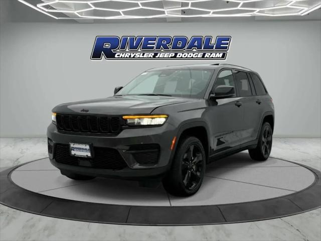 2025 Jeep Grand Cherokee Altitude X 4x4