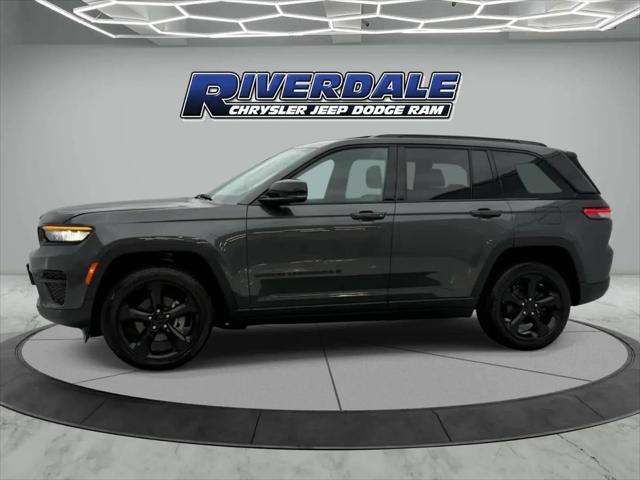2025 Jeep Grand Cherokee Altitude X 4x4