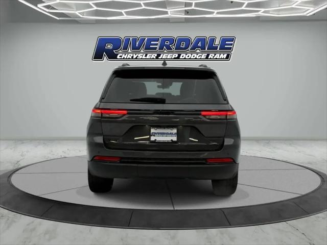 2025 Jeep Grand Cherokee Altitude X 4x4