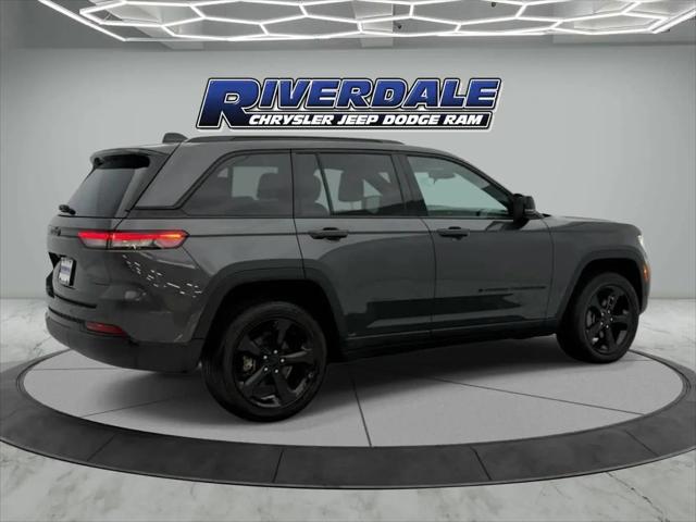 2025 Jeep Grand Cherokee Altitude X 4x4