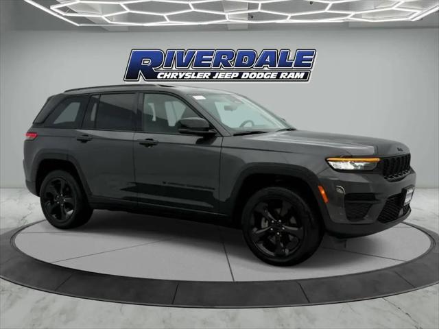 2025 Jeep Grand Cherokee Altitude X 4x4