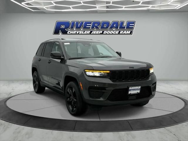 2025 Jeep Grand Cherokee Altitude X 4x4