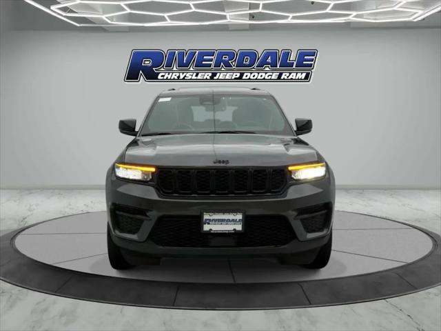2025 Jeep Grand Cherokee Altitude X 4x4