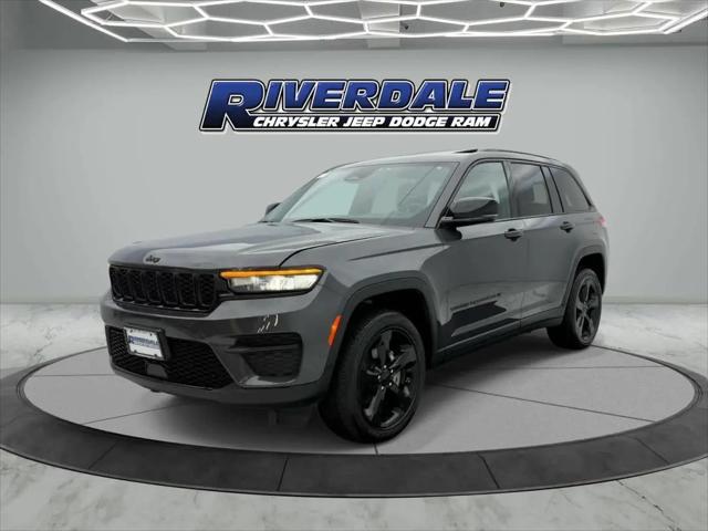 2025 Jeep Grand Cherokee Altitude X 4x4