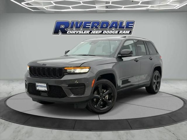 2025 Jeep Grand Cherokee Altitude X 4x4