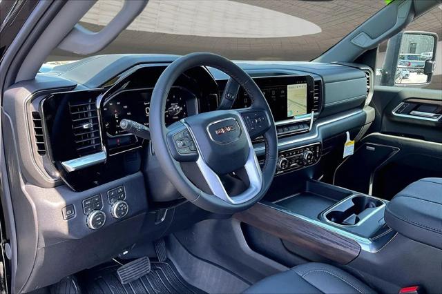 2026 GMC Sierra 2500HD Crew Cab, Standard Bed, SLT, 4WD