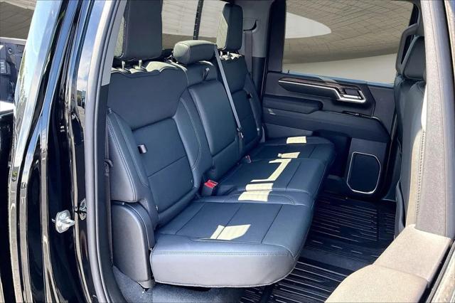 2026 GMC Sierra 2500HD Crew Cab, Standard Bed, SLT, 4WD
