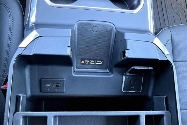 2026 GMC Sierra 2500HD Crew Cab, Standard Bed, SLT, 4WD